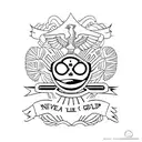 skrzydła "never give up" tattoo design idea