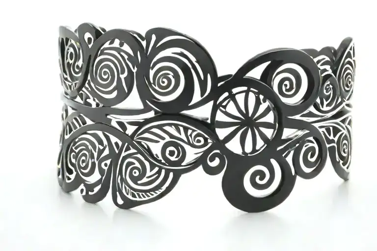 Polynesian Sea Sun bracelet tattoo design idea