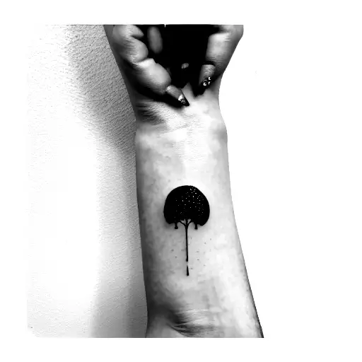 mano de fatima tattoo design idea